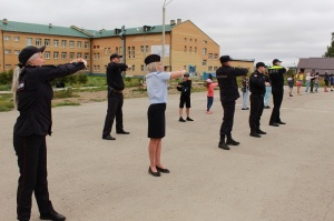 Кудымкарские полицейские и общественники присоединились к акции «Зарядка со стражем порядка»