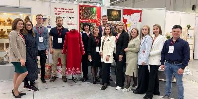 ИСТОРИЯ УСПЕХА «ПРО КОФЕ, ТУРИЗМ И ДРУГИЕ ПРИВЫЧКИ»