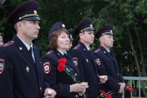 В Кудымкаре полицейские и общественники приняли участие во  Всероссийской акции «Свеча памяти».