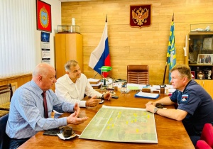 Депутат ГосДумы Игорь Шубин и главный федеральный инспектор по Пермскому краю Сергей Половников с рабочим визитом посетили воинскую часть «Сокол»