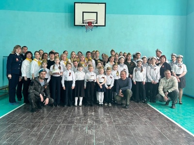 В Кудымкарском муниципальном округе в детском социальном учреждении прошел конкурс строя и песни