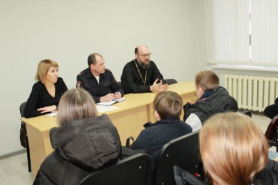  В Кудымкаре полицейские и общественники организовали профилактическое мероприятие для подростков, находящихся в конфликте с законом
