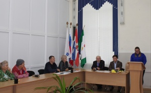 В конце прошлой недели депутаты Думы совместно с Молодежным парламентом провели "круглый стол" с ветеранским активом города.