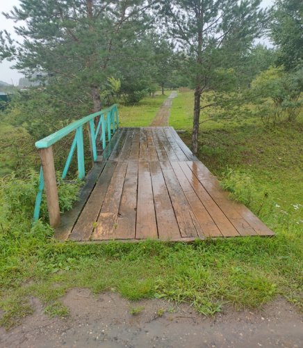 Устройство пешеходного моста к памятнику, погибшим воинам-землякам в годы Великой Отечественной войны в с. Ленинск