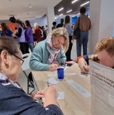 Пермские общественники и добровольцы отправили с помощью Почты сотни приветствий своим коллегам, партнёрам и подопечным