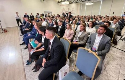 Молодых парламентариев призывают к оценке федеральных законов