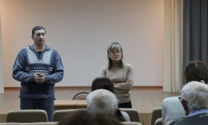 Депутаты Думы участвуют в выездных приемах граждан, организуемых главой муниципалитета.