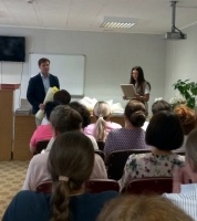 Поздравили тех, кто трудится на благо и во имя здоровья людей — медицинских работников