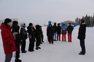 В Кудымкаре подростки, оказавшиеся в сложной жизненной ситуации, побывали на спортивных соревнованиях