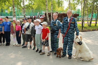В Кудымкаре «Поезд безопасности» прибыл к ребятам, отдыхающим на летней площадке