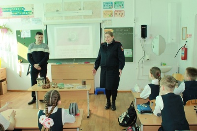 В Пермском крае полицейские организовали для школьников патриотическое мероприятие