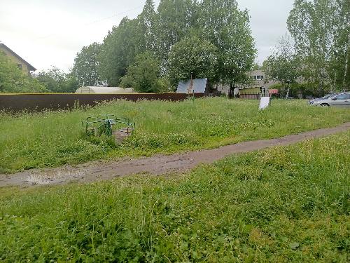 Жители многоквартирного дома 14 по ул.Данилова со своим проектом благоустройства территории двора принимают участие в конкурсном отборе