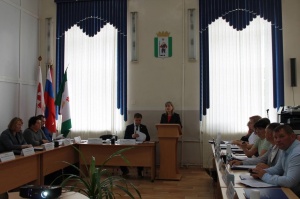 Депутаты Думы заслушали отчет главы муниципалитета Натальи Стояновой