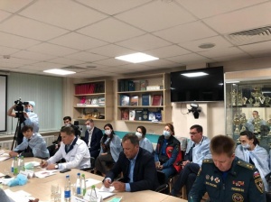 «Во всех учебных заведениях регионов ПФО должны быть усилены меры безопасности», - Игорь Комаров