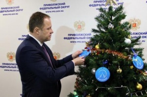 Игорь Комаров принял участие в благотворительной акции «Ёлка желаний»