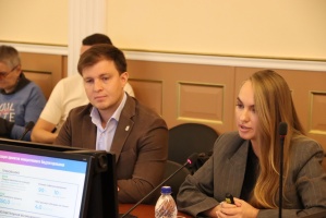 Депутаты всех уровней обсудили реализацию молодежных инициатив