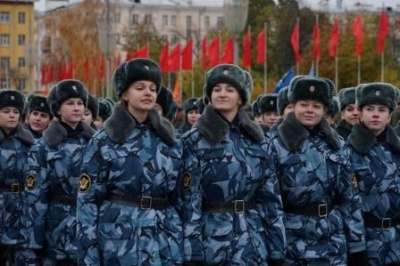 В Самаре в Параде Памяти приняли участие воспитанники пермской кадетской школы