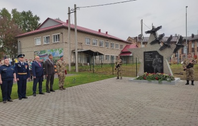 В Березовке открыт обелиск участникам боевых действий и локальных конфликтов