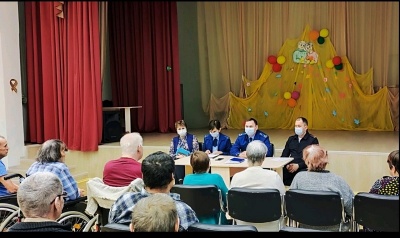 В Кудымкаре полицейские посетили учреждение социального обслуживания населения